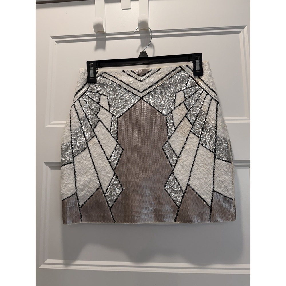 New Express White Gold Silver Sequin Embellished Geometric Pattern Mini Skirt XS